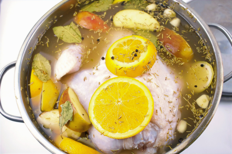 How to Make a Wet Brine for Your Thanksgiving Turkey