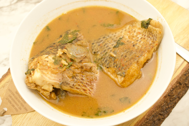 How to Make Nigerian Fish Peppersoup