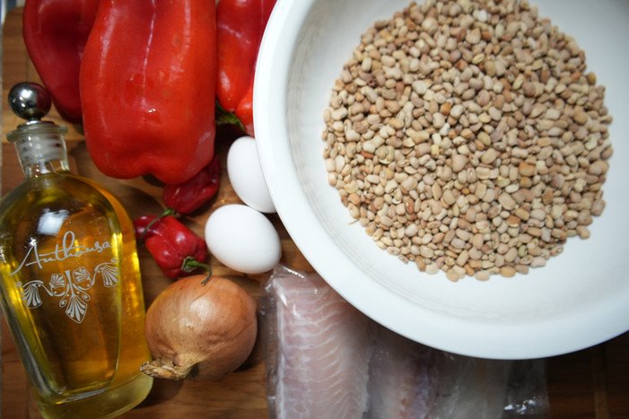 ingredients for making nigerian bean pudding moi-moi